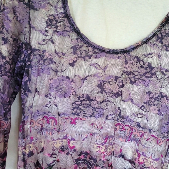🍂 Primrose Lace Top Pyramid Collection Sheer Blouse - Picture 6 of 9